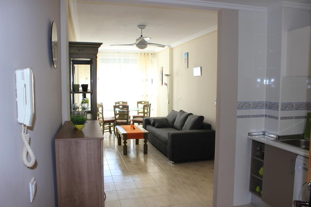 Apartamento Mariposa Apartman Torrevieja Szoba fotó