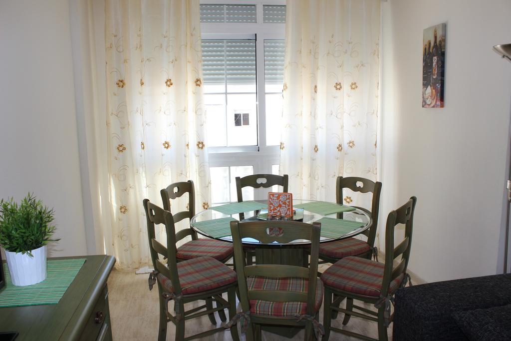 Apartamento Mariposa Apartman Torrevieja Szoba fotó